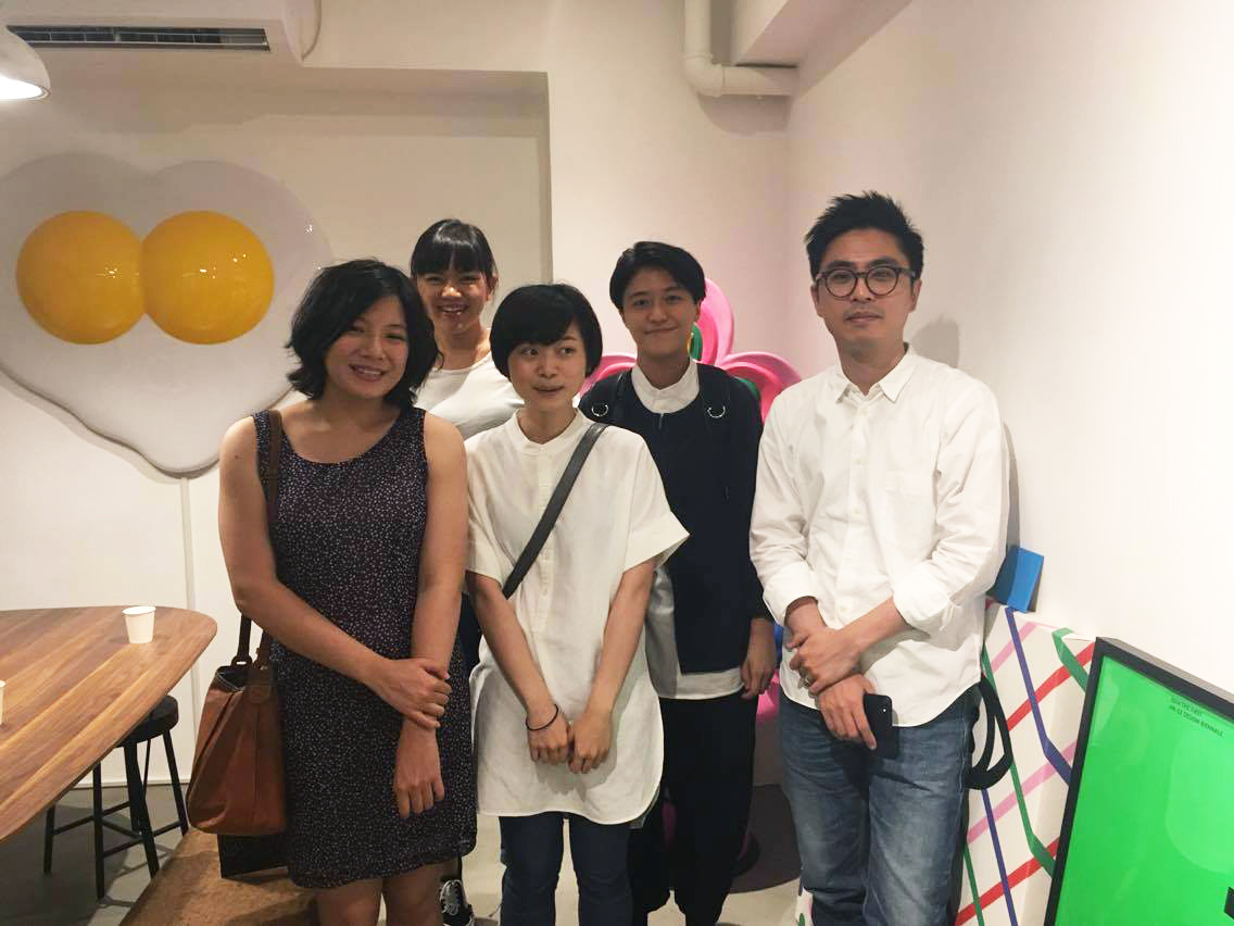 Weiting 和 Blow 設計工作室 合影